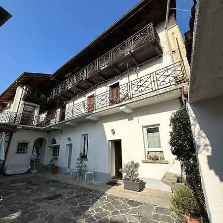 Apartamento Casa Sasso E Legno Omegna Exterior foto