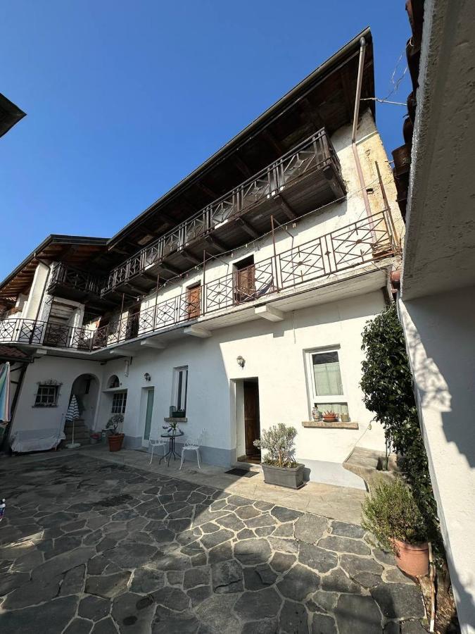 Apartamento Casa Sasso E Legno Omegna Exterior foto